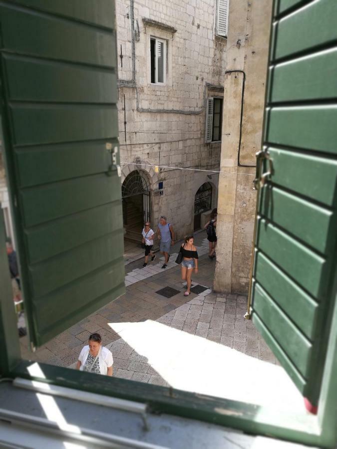Diocletians Palace Apartment For Two Split Buitenkant foto